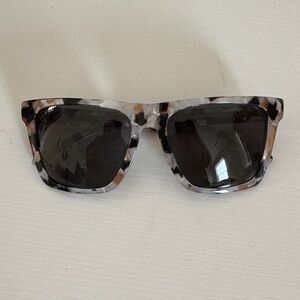 Stylish Tortoiseshell Sunglasses